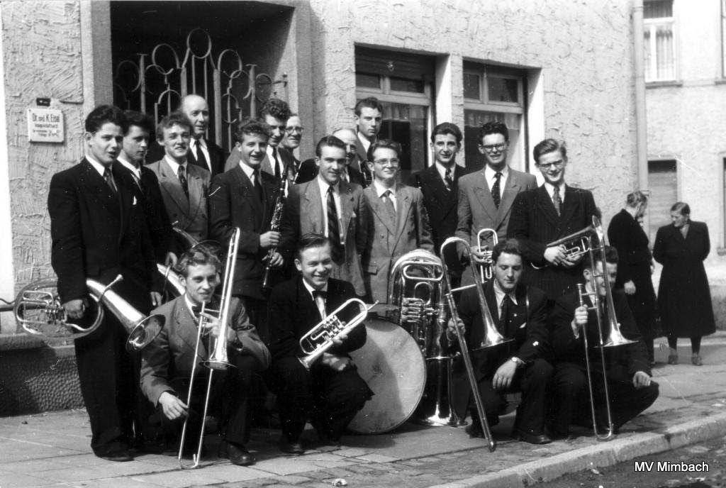 Mimbacher Musiker Ende der 1950er Jahre,ganz links Edmund Schwarz, Tenorhorn(Quelle: Unbekannt, Hinweise erbeten)